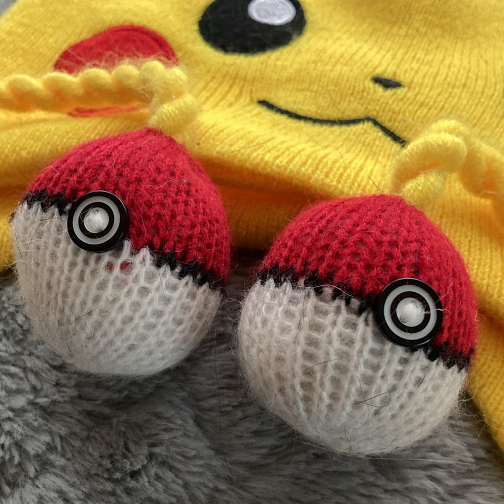 Pikachu hat - Picture 6 of 6